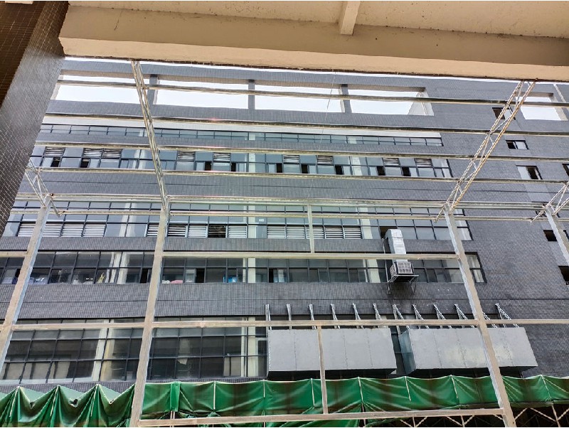 廣東嘉騰機(jī)器人加建鋼結(jié)構(gòu)倉庫