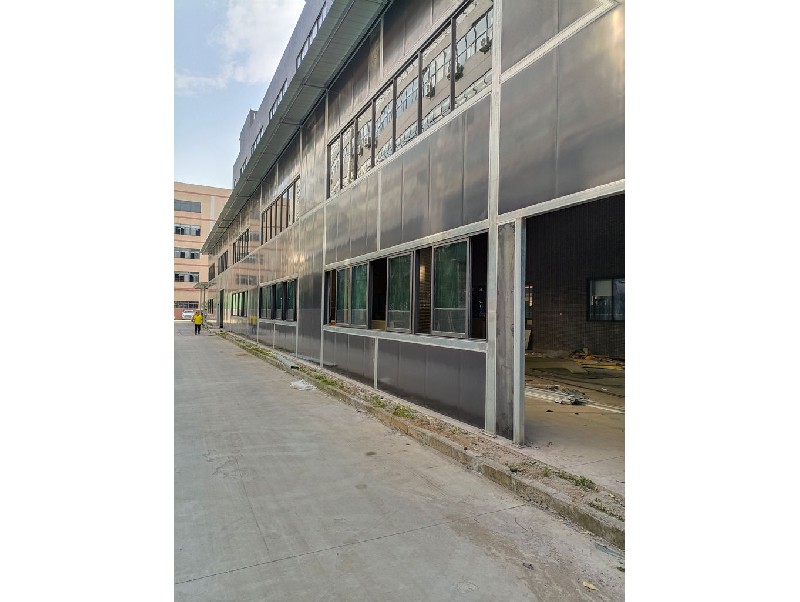 廣東嘉騰機(jī)器人加建鋼結(jié)構(gòu)倉庫